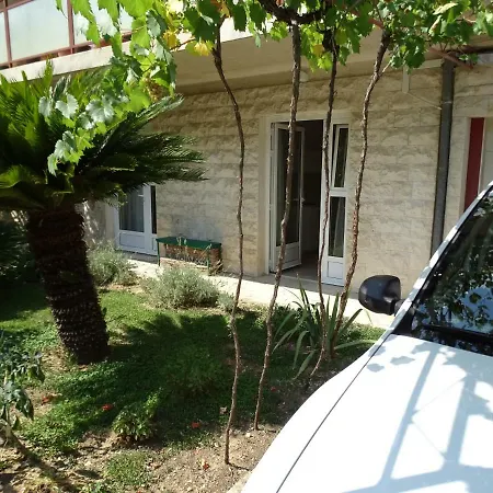 Apartament Job *